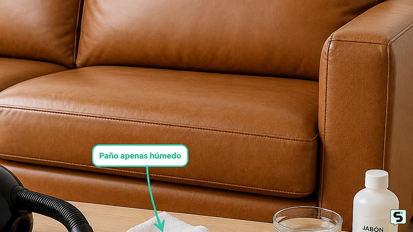 Cómo limpiar un sofá de cuero: sin dañarlo